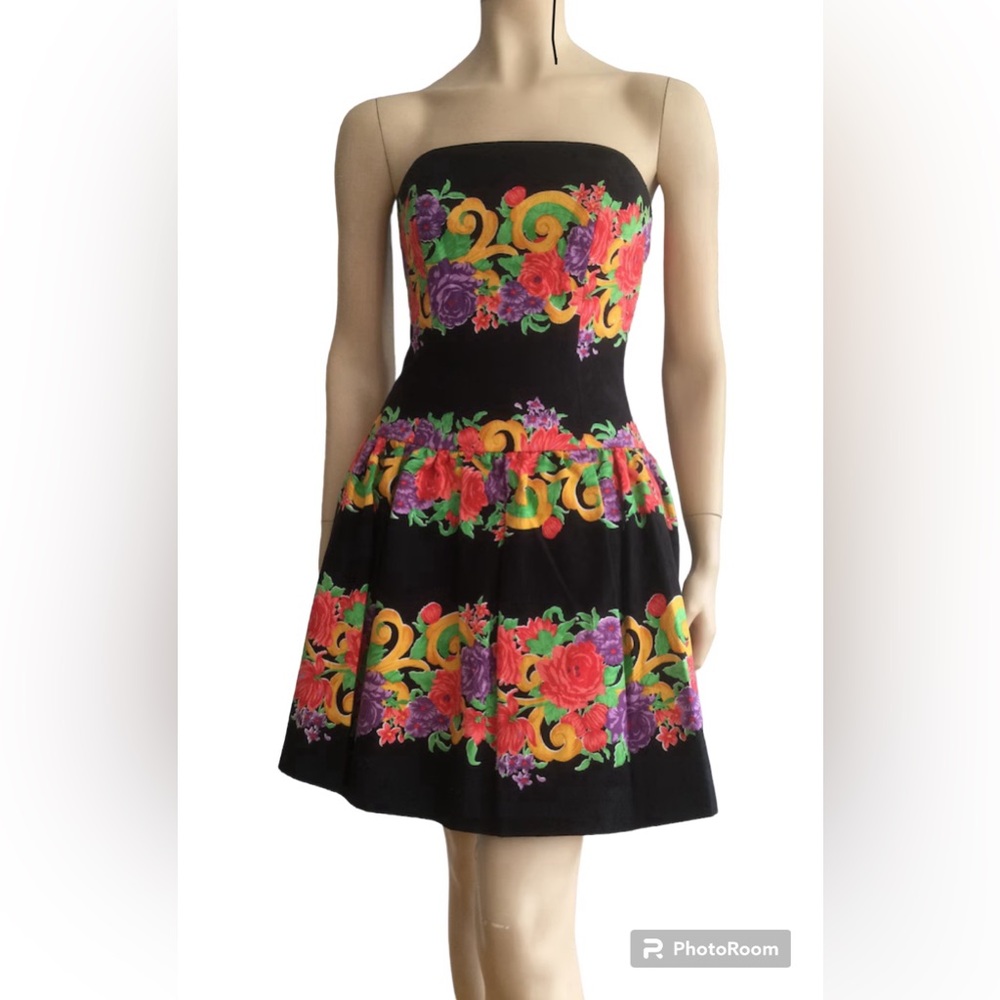 Vintage A.J. BARI Women's 8 Floral Fit & Flare Strapless Dress Tulle Lining 80's
